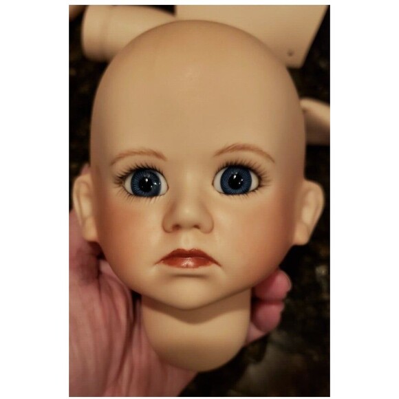 1993 Imsco Elke Hutchins Bernadette Doll Parts - Picture 7 of 7